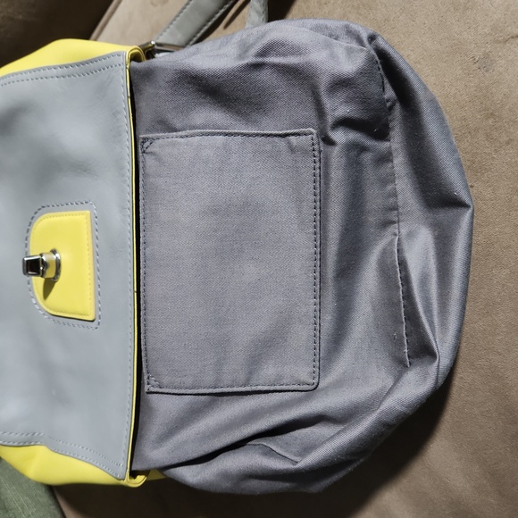 💥💥💥Coach Vintage Legacy Gray Yellow Archival Leather Willis Crossbody Y2K - Picture 9 of 12